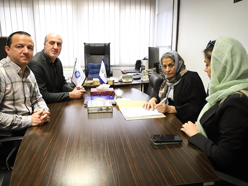 تولید با مشارکت مردم رونق خواهد داشت